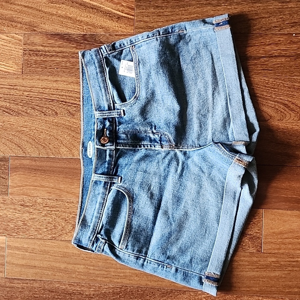 Women's Old Navy Denim Jean Shorts Size 6 - Picture 3 of 5